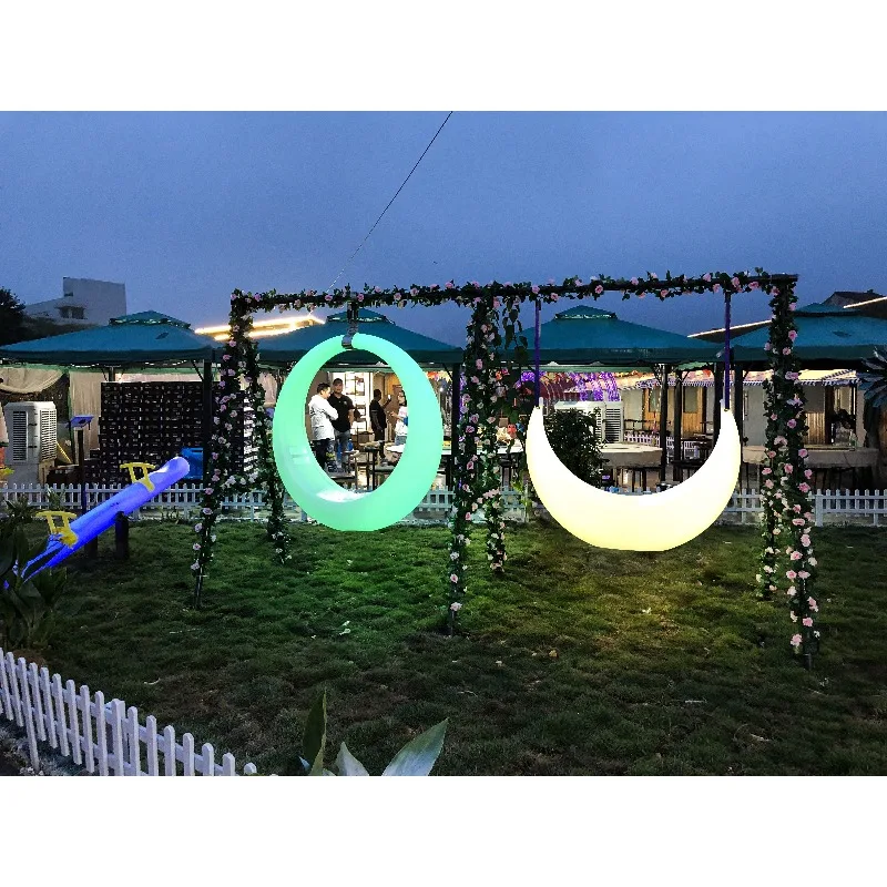 Moon-shaped patio swing for ou - огляд і ціна Gardening Tools